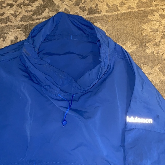 Lululemon royal blue windbreaker - Picture 2 of 4